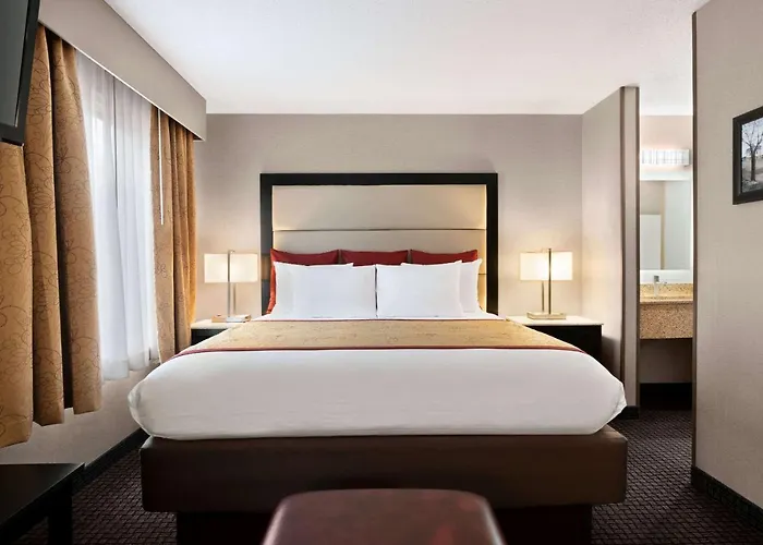 Hawthorn Suites By Wyndham Lancaster