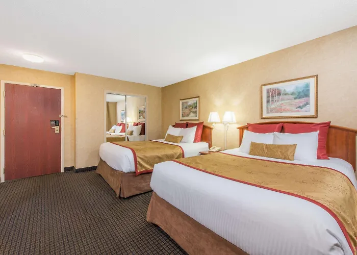 Lancaster Suites