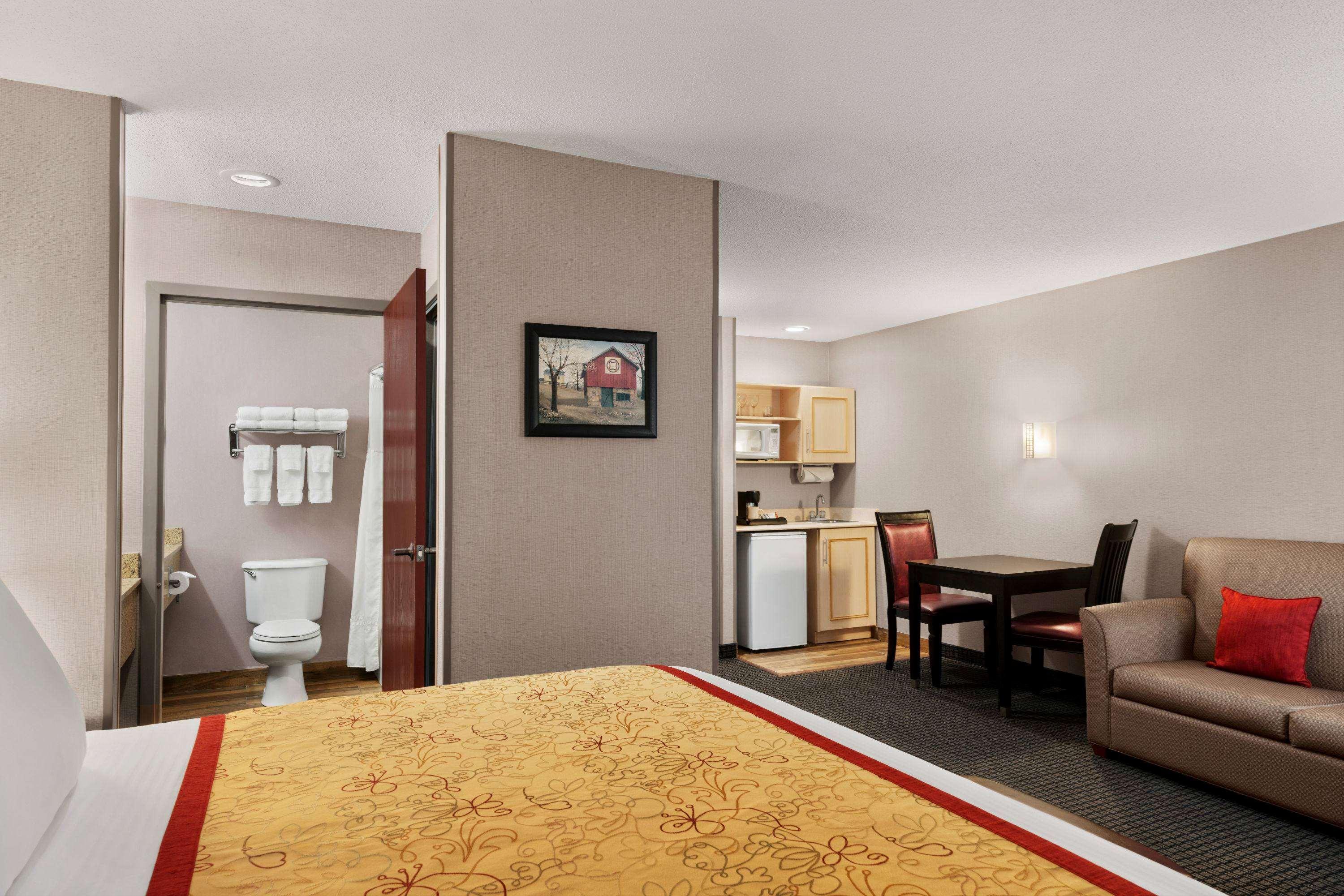 Lancaster Suites