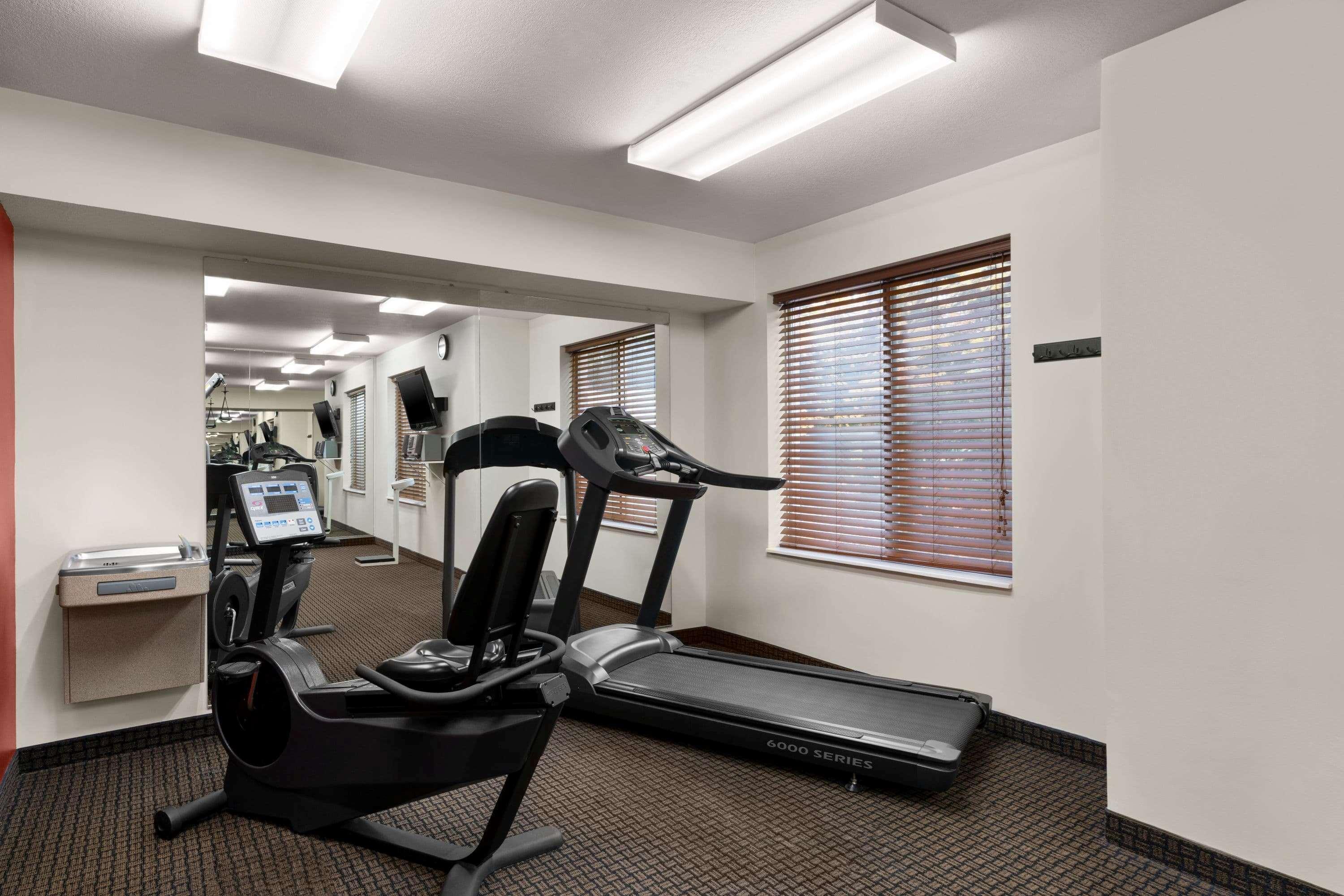 Lancaster Suites 3*
