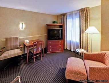 Lancaster Suites 3* Fertility